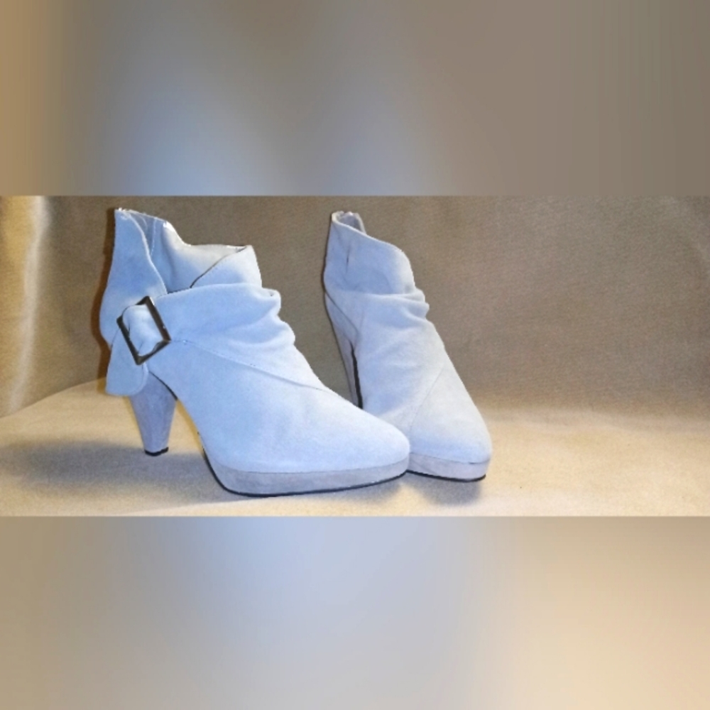 Grey heels